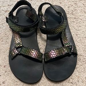 Teva Iridescent Mermaid sandals. Size 8. Gently worn.